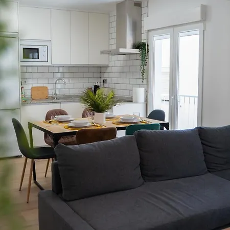 Apartamento Junto A La Playa De *